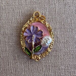 Elegant Gold and Purple Floral Pendant